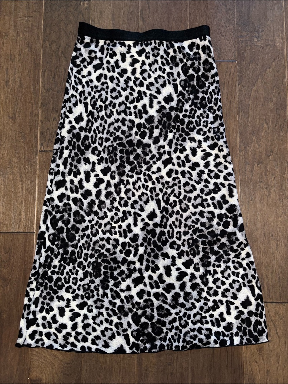 Neiman Marcus NWT Leopard Print Black & White Midi Skirt